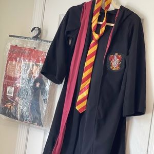Medium (8-10) Rubies Harry Potter Gryffindor Robe